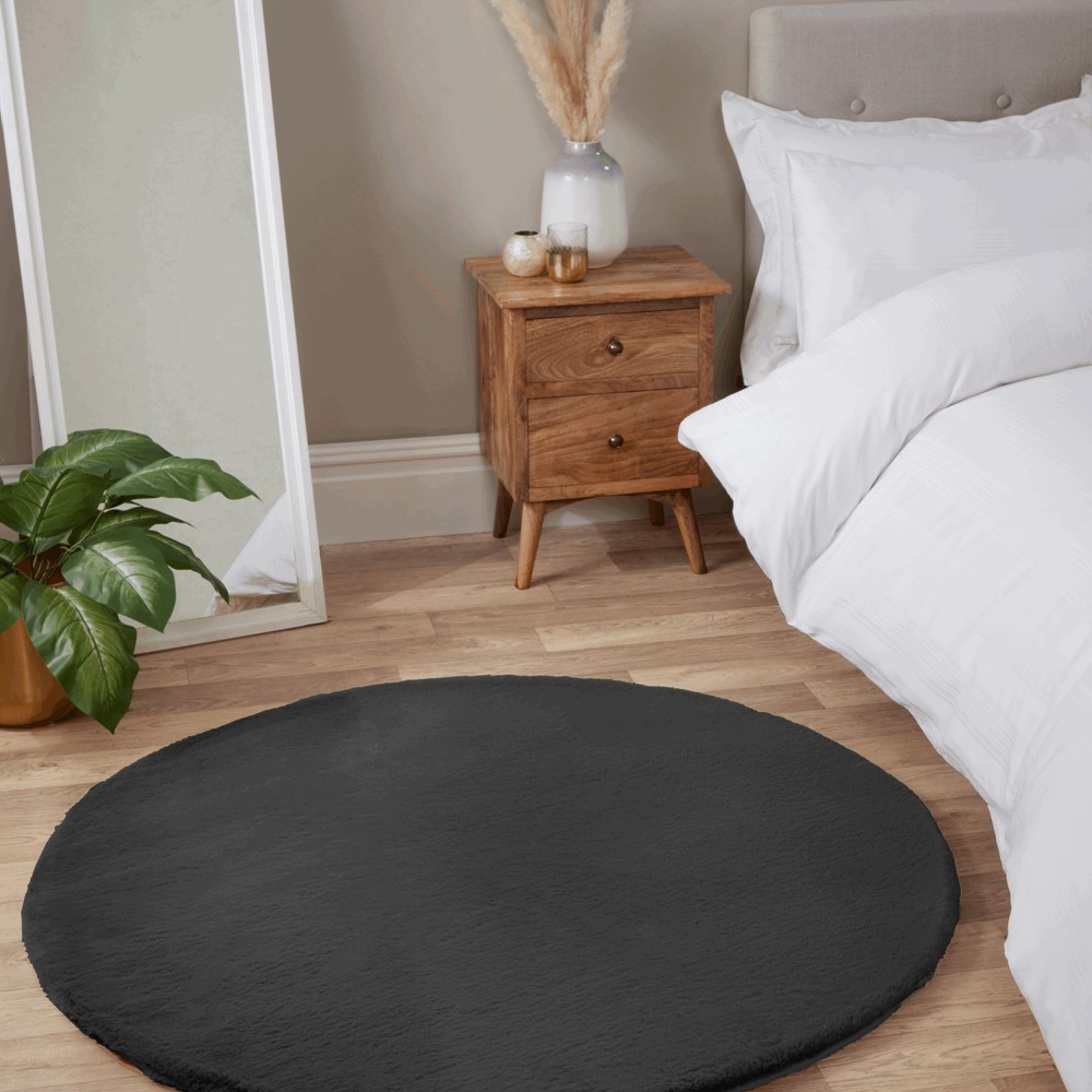 Luxe Faux Fur Modern Plain Circle Rug in Charcoal Grey